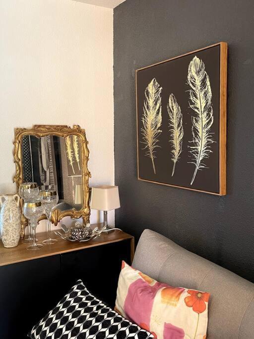 Le Chic Apartment Lourdes Exterior photo